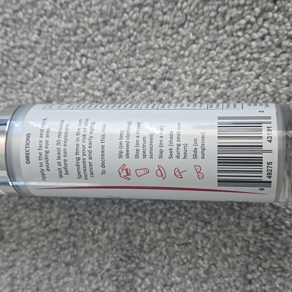 MD Healthy Skin Lab Protect Tinted Moisturizer With Hyaluronic Acid SPF 50 - Picture 5 of 6